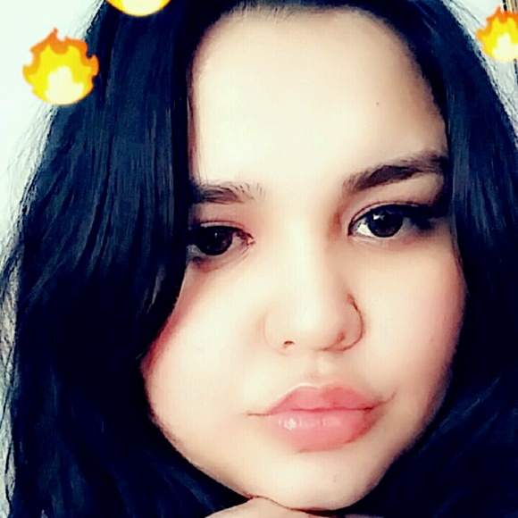 Meet your Posher, Maria - Picture 1 of 1